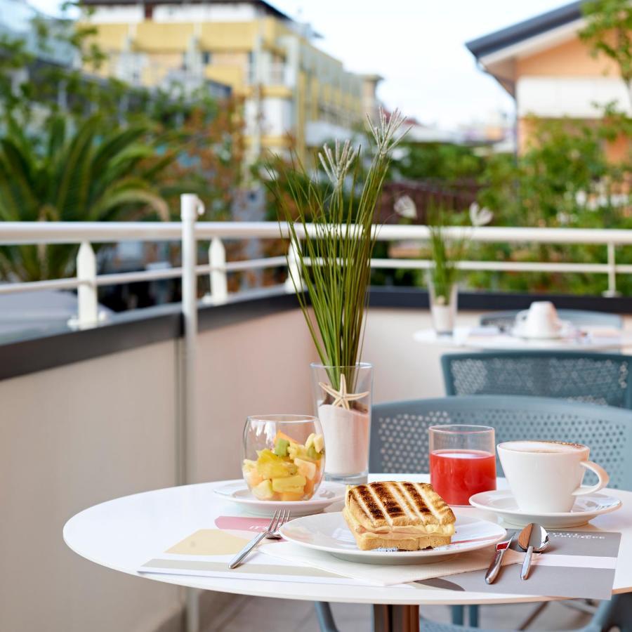 Art Hotel Principe Lignano Sabbiadoro Exterior foto